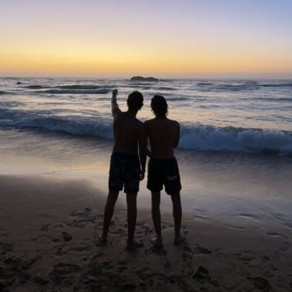 FlippedRay's profile picture. Full stack developer | Building online communities (+15k members)