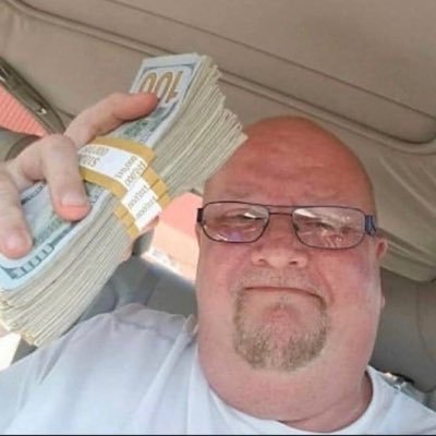 daddy_haymarlyk's profile picture. REAL SUGAR BABY NEEDED WITH WHO NEED FINANCIAL SUPPORT ❤️🖤🌹❤️