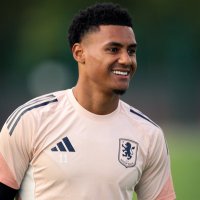 oliver (@ajay25637) 's Twitter Profile Photo