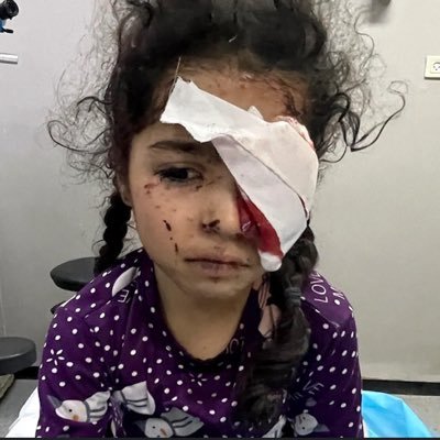 xxutb's profile picture. 🙆🏾#iwannalivearichlifebeforeidie