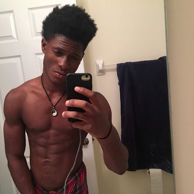 CFrancis3046061's profile picture. 