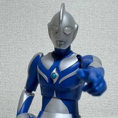 6*6様 ウルトラマンコスモス キド隊員 直筆サイン 511n6+HoYRL._UF350,350_QL50_.jpg