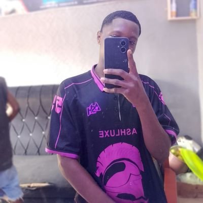 DamsonMich9850's profile picture. hustling to feel a poor widow 😔
