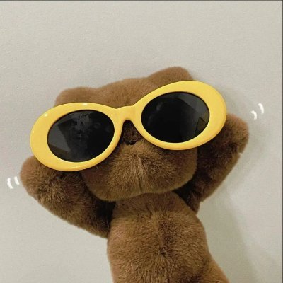 ytskizmc's profile picture. 여행은 저에게 가장 큰 영감의 원천입니다.
영국, 일본, 태국도 함께 자랐습니다.
한국말을 공부하고 있어요.