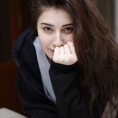 mansi3388084937's profile picture. 100% follow back