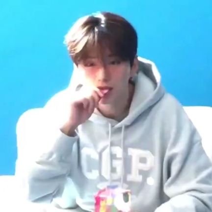 hAmmudatriangle's profile picture. 5년차mbb | 올프에 햄프 한 스푼 첨가 | 몬스타에 미쳐날뛰기!                  𝟷 𝚏𝚘𝚛 𝚝𝚑𝚎 𝙼  𝟸 𝚏𝚘𝚛 𝚝𝚑𝚎 𝚇