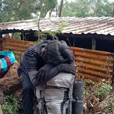 7ill13's profile picture. ✍🏻 📖