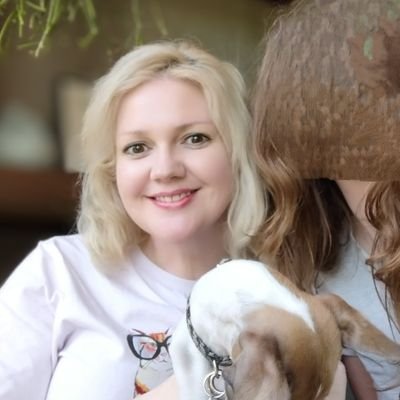 talktoannabelle's profile picture. Author of a book about feminism and economic inequality. Previously journalist at The Times
Interested in AI, ethics, misinformation & justice.