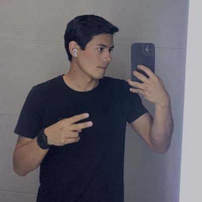 Laloq008's profile picture. AI is cool i guess