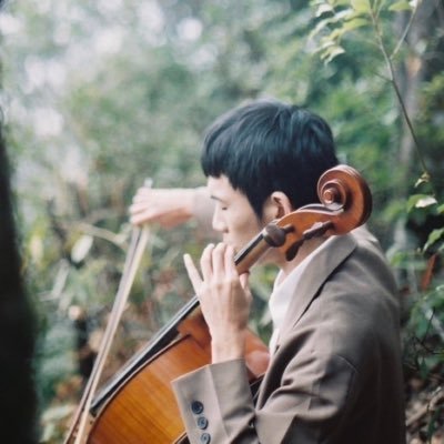 huchi57's profile picture. Making games & films. | 東京藝大 Tokyo Uni. of the Arts | Now developing THE SCREEN and DRIFTED @MadeByUrbanFox | English / 日本語 / 華語