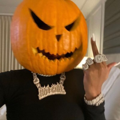 lusciouslola_'s profile picture. Hakuna Matata