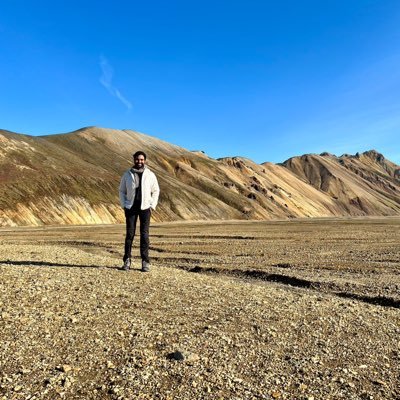 theparadoxdoc's profile picture. Doctor I Pseudo-philosopher I Quintessential Brooder I Lost in translation!