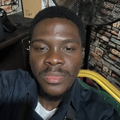 niyimuse's profile picture. Peniaphobic.