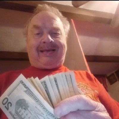 JulieMarti37912's profile picture. pm with your Cass app or PayPal