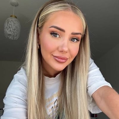 tracyrose221's profile picture. 