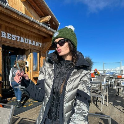 DianeeeVill's profile picture. A woman in full bloom , Career-driven, Full time Mom, Traveler #Wanderlust #Explore #TravelGram #SeeTheWorld