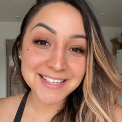 JennyTina3420's profile picture. 