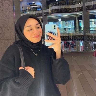 ipekstark_'s profile picture. psikoloji