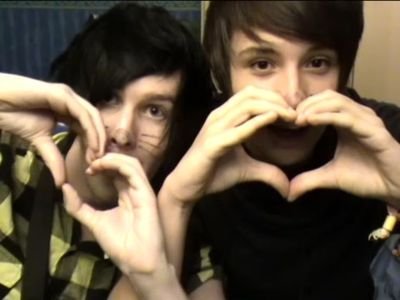 dnpstrwbrry's profile picture. she/they