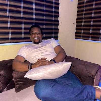 Feckylicious1's profile picture. Old account was suspended, please follow back.