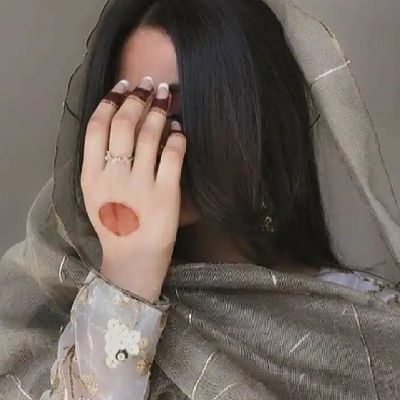 radhika895792's profile picture. i love you mom dad 💖💖😚