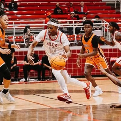 RJhoops2025's profile picture. 6’1 180 |Freshman Guard |Arizona Christian university || Military brat✝️🪖| 📲:602-460-5335