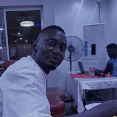 _Tallesty's profile picture. Fullstack Web Dev 👨‍💻 | Thinker 💭 | Designer 🎨 | Chelsea ⚽ | Bibliophile 📖 | Introvert 🤐 | Good listener 👂 | I follow back 🚶