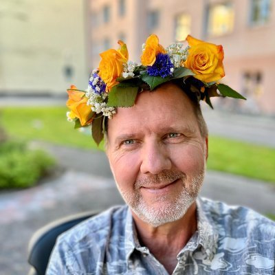 LeifIsakss17902's profile picture. ✨ Livet blev inte som jag tänkt. Jag delar resan i ord & musik – om skönhet, bräcklighet & hopp.
🔎 Samhällsfrågor, mänsklighet & vardagshumor i samma andetag.