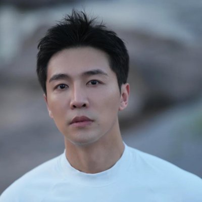 jie2179's profile picture. Connecting Talent with Innovative Investors | Finance + Startups | Curious and Lifelong Learners Bridging the Gap between Capital and Innovation