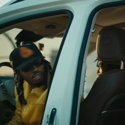 perfectMagicG's profile picture. blind image