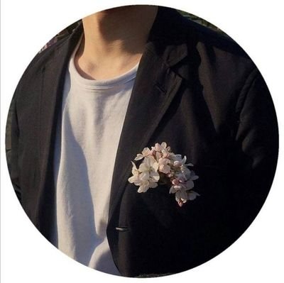 ry4nxii's profile picture. ~ 𝗔𝗯𝘀𝘁𝗿𝗮𝗰𝘁 𝗽𝗲𝗿𝘀𝗼𝗻𝗮𝗹𝗶𝘁𝘆