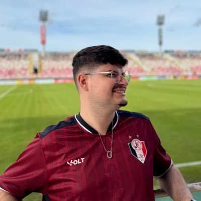 gusmmart's profile picture. Dev perdido e entusiasta tech!