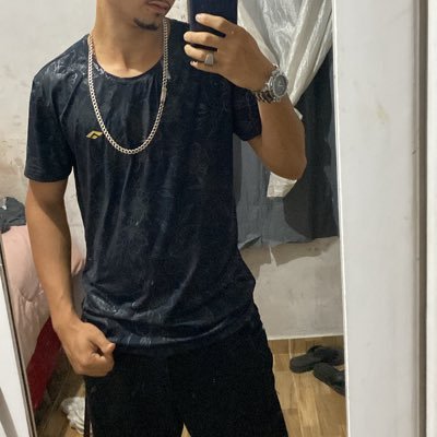 isaac_silva33's profile picture. 