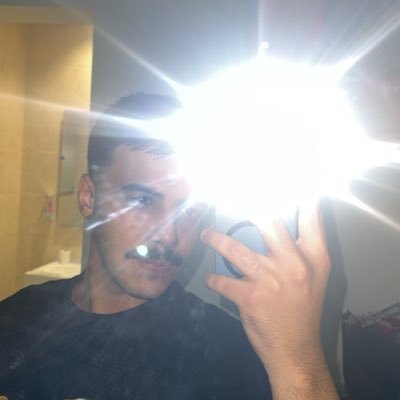 يا اديب كن غريب!