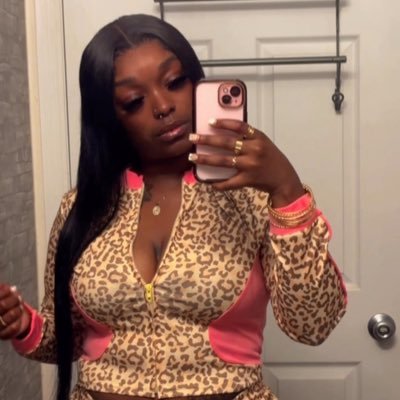 Other Acct: @QueennShayy_ Locked🥴    | IG📸: QueenShayy_