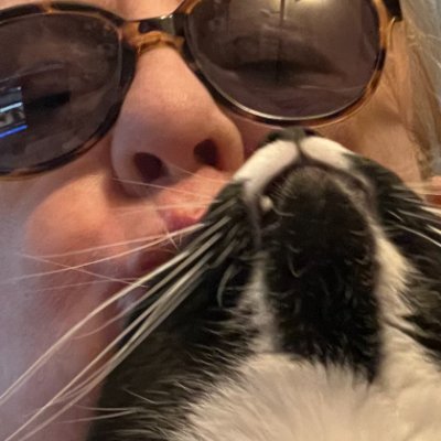 JulieSpeaksUp's profile picture. Democrat fighting for the rights of Americans. #FBR
I HATE THE LUNATIC!!
@speaks4voiceless.bsky.social
And I'm not paying Elon to get verified, period!