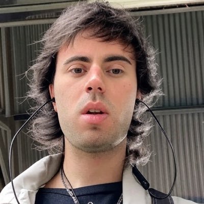 JuaniRivas4's profile picture. 🤦‍♂️