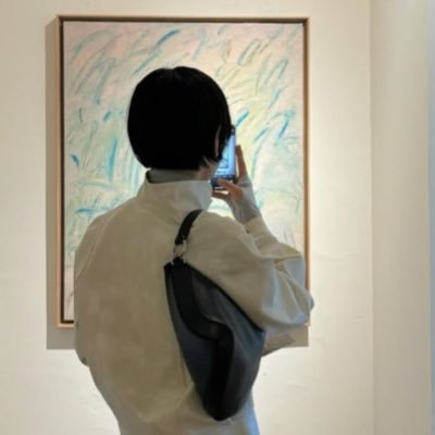 _500dys's profile picture. 98 | London🕊️