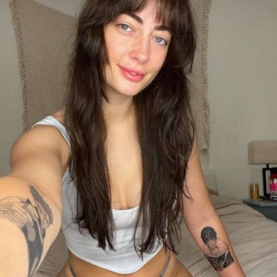 n24101131's profile picture. link up 💦👅😋$20 for ft rt 💦 dm for content 👅👅😋