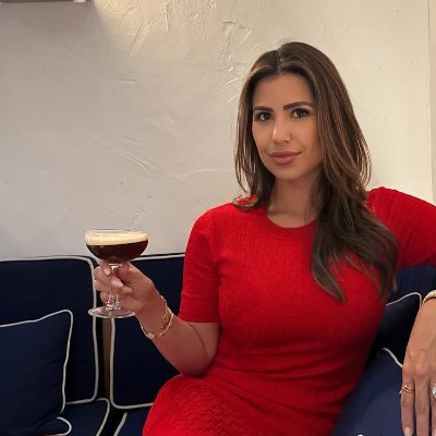 AdaSofia_S's profile picture. Empowering global access to quality healthcare. Bridging business strategy and human impact🌍

Leader | Mother | Philanthropist. 
#HealthTech #Leadership #MAHA