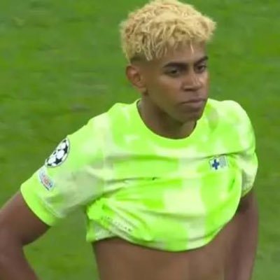 RKdkzks17285's profile picture. Will Yamal score a free kick in his career?