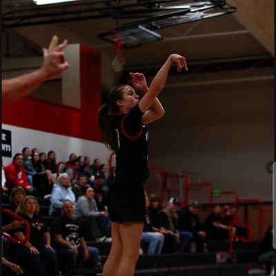 GraceRuys5's profile picture. | Hortonville HS | 2028 | 5’9” PF | Wisconsin Blaze 🏀🔥|