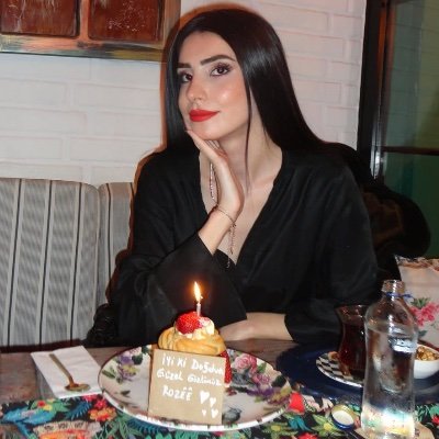 rozelinalkan's profile picture. Visual Arts