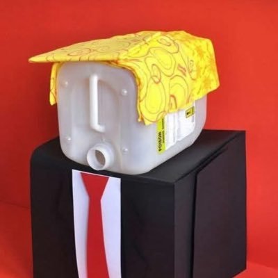 Florian1987HH's profile picture. „You can only come to the morning through the shadow.“