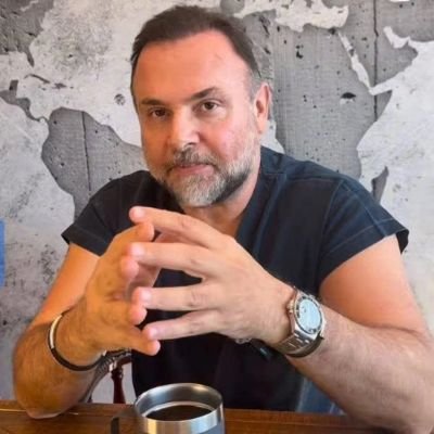 dowell_bil51510's profile picture. Military doctor