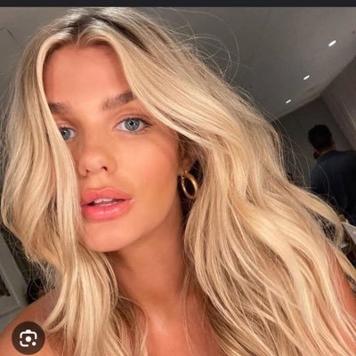 nicolefetwhite's profile picture. Chaotic, charming, and a little chemically enhanced. Prettier than your girl and twice as reckless. hmu if you’re down to blow ❤️