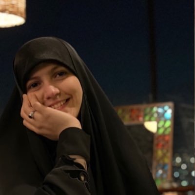 Syed_fatemeh's profile picture. ناحله یعنی دلداده ی متحول :)  ما از ابتدا دلداده‌ ی حسینیم. . 128