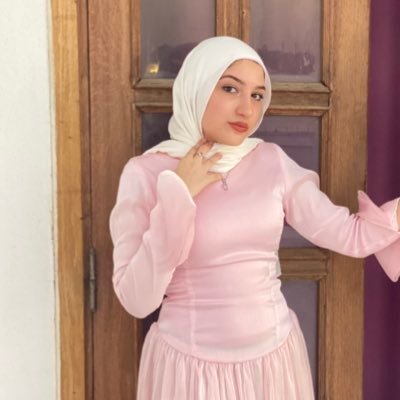 4th year medical student MU 🩺🥼 𝐒𝐢𝐦𝐩𝐥𝐢𝐜𝐢𝐭𝐲 𝐢𝐬 𝐭𝐡𝐞 𝐮𝐥𝐭𝐢𝐦𝐚𝐭𝐞 𝐬𝐨𝐩𝐡𝐢𝐬𝐭𝐢𝐜𝐚𝐭𝐢𝐨𝐧✨