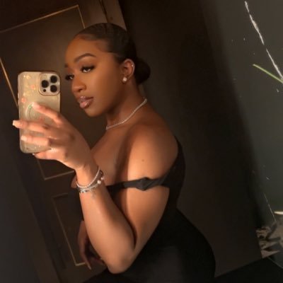 sof_minaj's profile picture. 