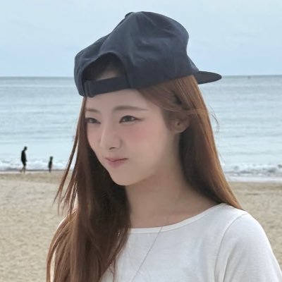 purluvie's profile picture. a yearning nerd | plory ☆ reveluv ☆ ourii ☆ engdu